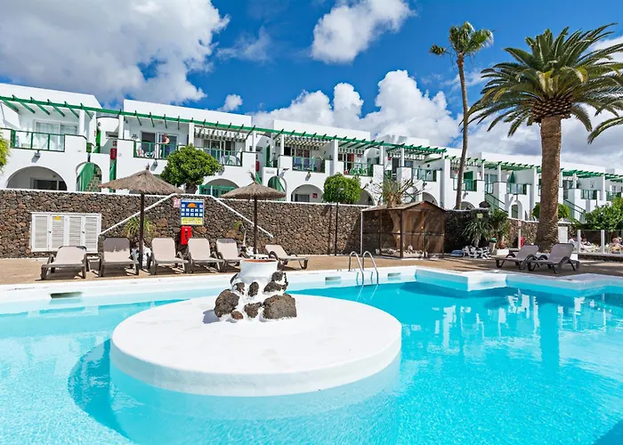 Guasimeta Duplex - Pool & Balcony * Puerto del Carmen (Lanzarote)