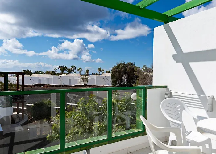 Guasimeta Duplex - Pool & Balcony * Puerto del Carmen (Lanzarote)