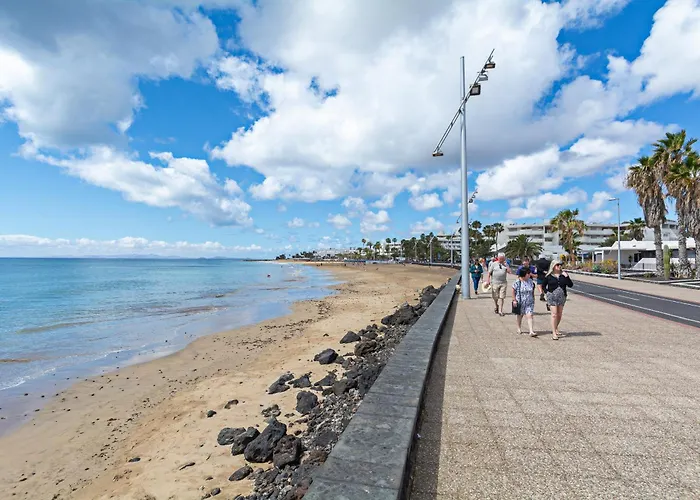 Guasimeta Duplex - Pool & Balcony * Puerto del Carmen (Lanzarote)